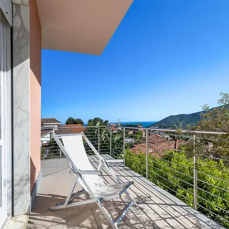 Hostdomus - Oltremare Boissano