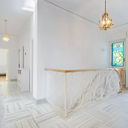 Апартаменты Hostdomus - Oltremare Boissano